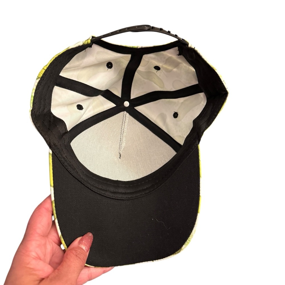 Pickle SnapBack‎ - Picture 3 of 3